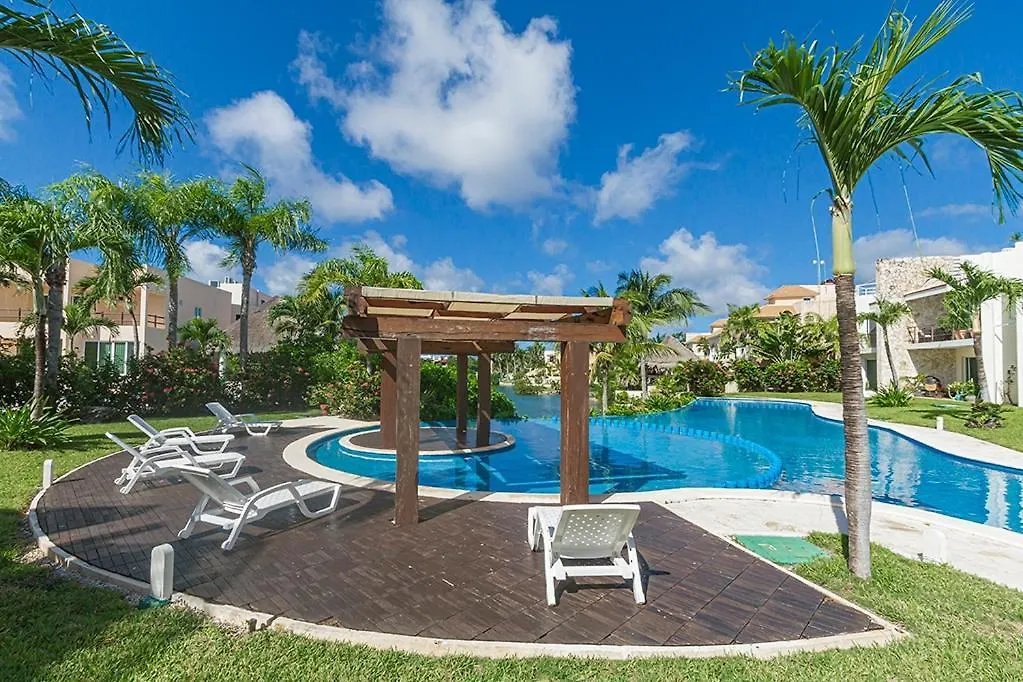 Apartman 2Br Apt With Lagoon View In Puerto Aventuras Mexikó